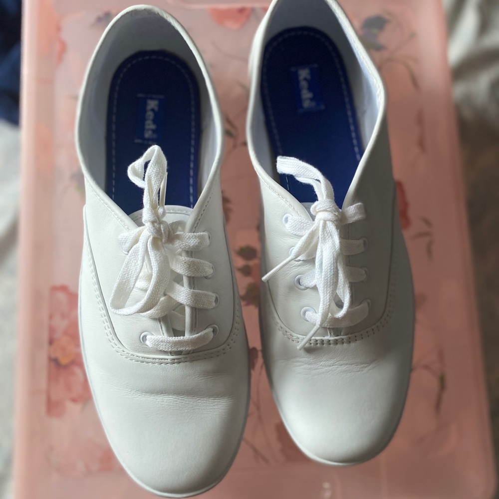 Keds women size 9 sneakers Brand new never worn